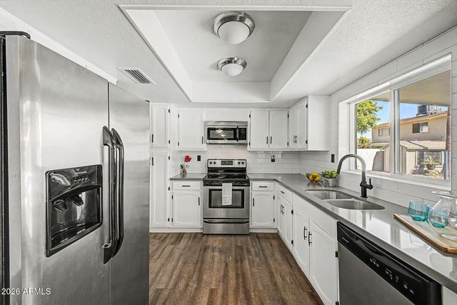 1243 W LOS LAGOS VISTA Avenue, Mesa, AZ 85202
