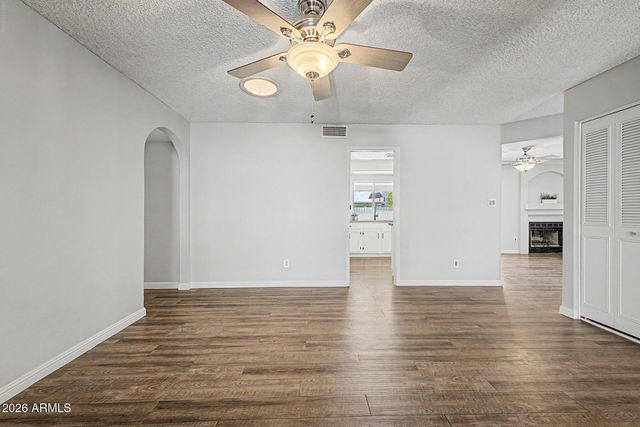 1243 W LOS LAGOS VISTA Avenue, Mesa, AZ 85202