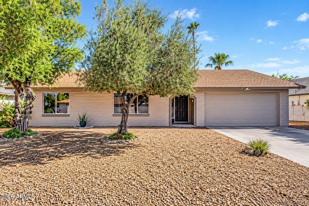 1243 W LOS LAGOS VISTA Avenue, Mesa, AZ 85202