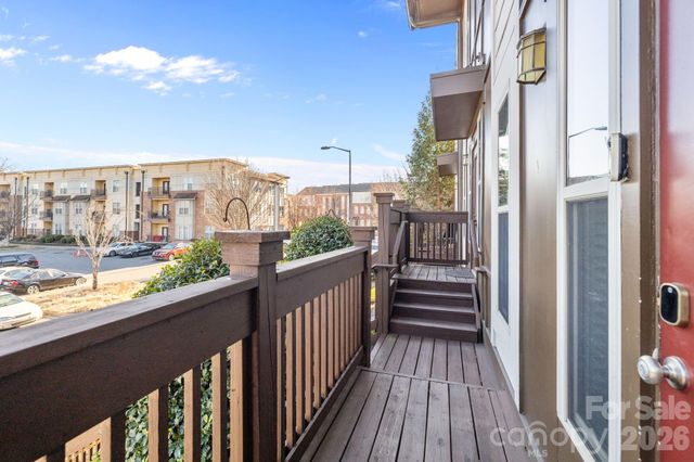 819 Seigle Point Drive, Charlotte, NC 28204