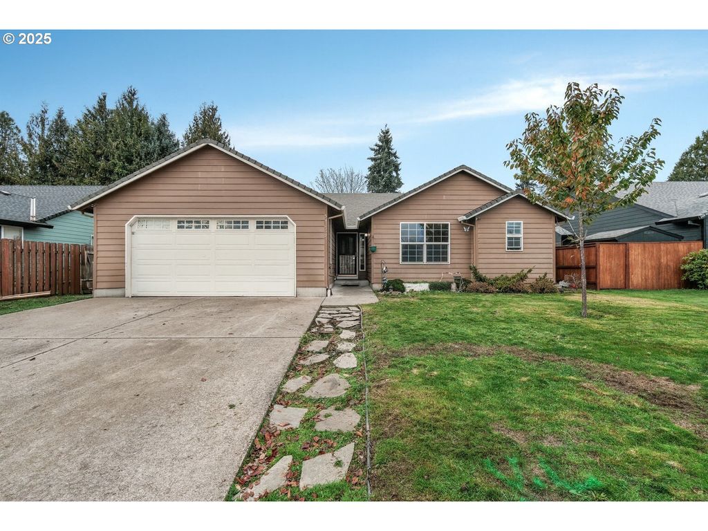 52269 Se TYLER St, Scappoose, OR 97056