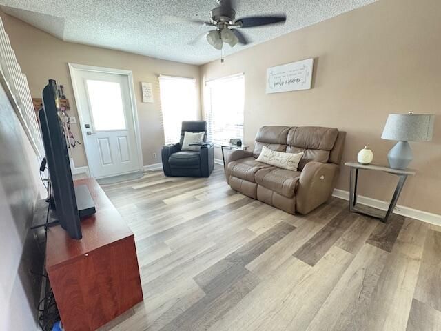 10313 Boynton Place Circle, Boynton Beach, FL 33437