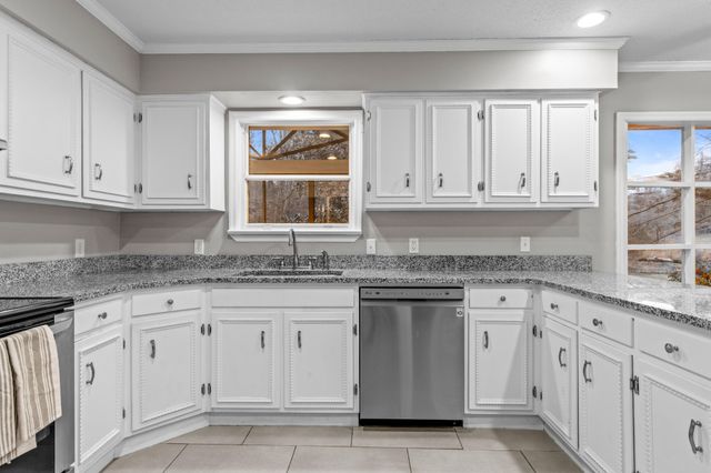 1219 King Arthur Road, Chattanooga, TN 37421