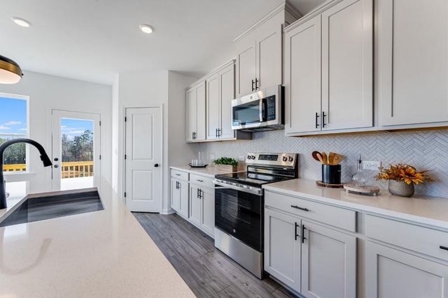 3069 Hudson Glen Way, Dacula, GA 30019