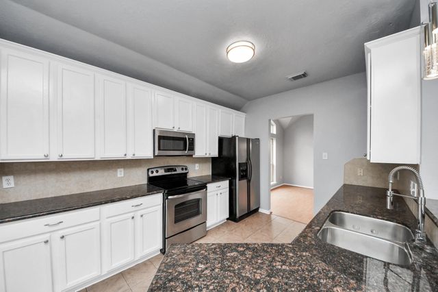 9711 Andrews Lane, Missouri City, TX 77459