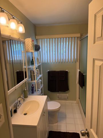 27 MAPLECREST DR, Neptune, NJ 07753