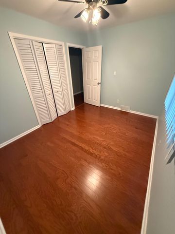 27 MAPLECREST DR, Neptune, NJ 07753