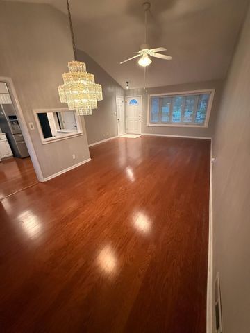 27 MAPLECREST DR, Neptune, NJ 07753