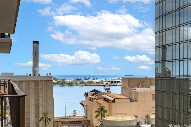 225 Queen Street 11E, Honolulu, HI 96813
