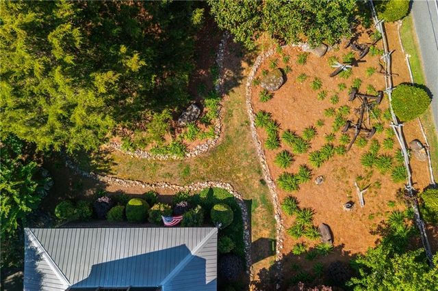 7204 Island Mill Road SE, Acworth, GA 30102