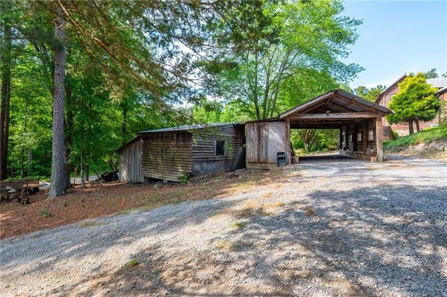 7204 Island Mill Road SE, Acworth, GA 30102