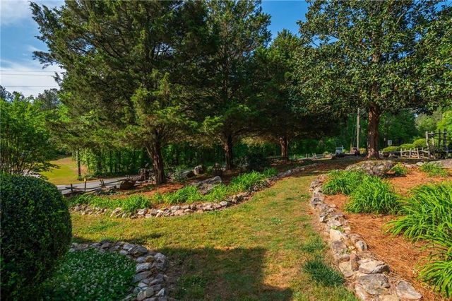 7204 Island Mill Road SE, Acworth, GA 30102