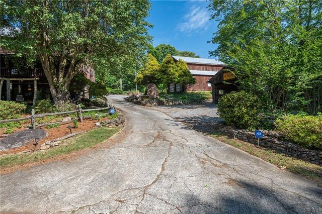 7204 Island Mill Road SE, Acworth, GA 30102