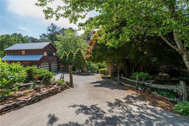 7204 Island Mill Road SE, Acworth, GA 30102