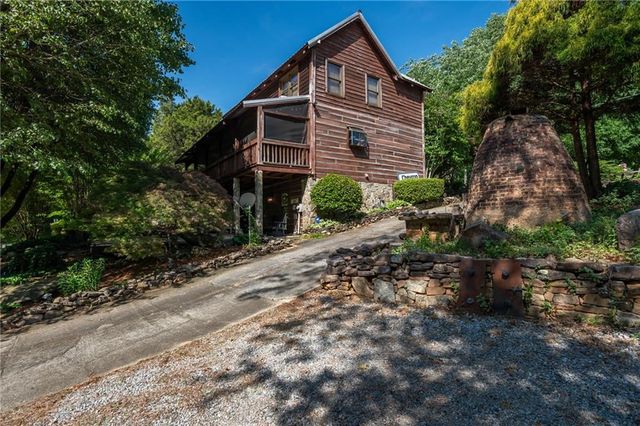 7204 Island Mill Road SE, Acworth, GA 30102