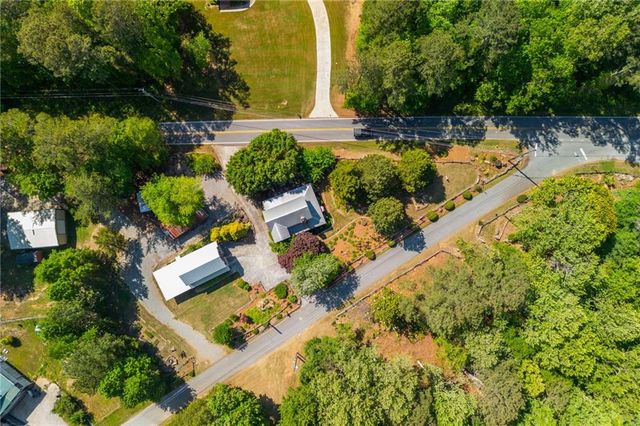 7204 Island Mill Road SE, Acworth, GA 30102
