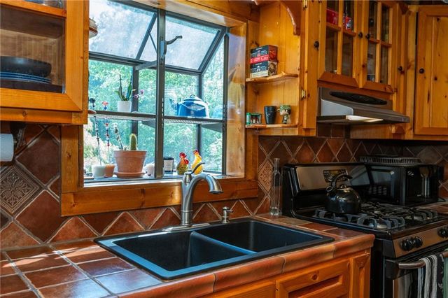 7204 Island Mill Road SE, Acworth, GA 30102
