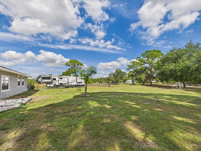 513 Serenade Terrace, Lake Placid, FL 33852