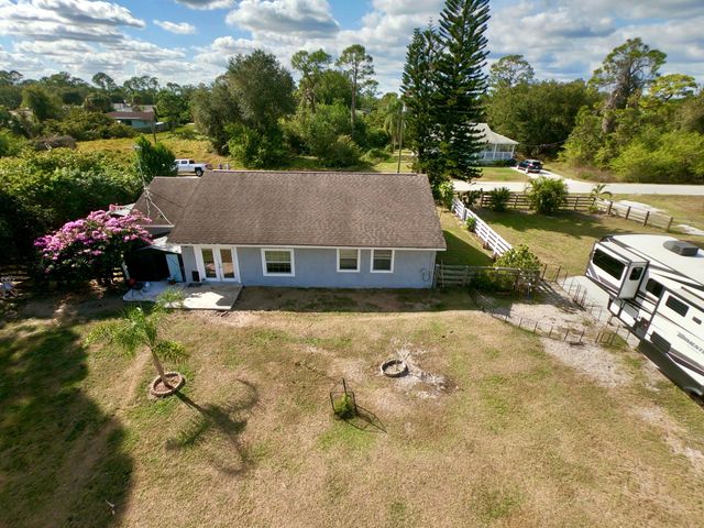 513 Serenade Terrace, Lake Placid, FL 33852