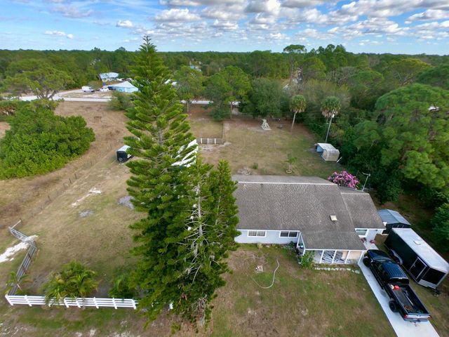 513 Serenade Terrace, Lake Placid, FL 33852