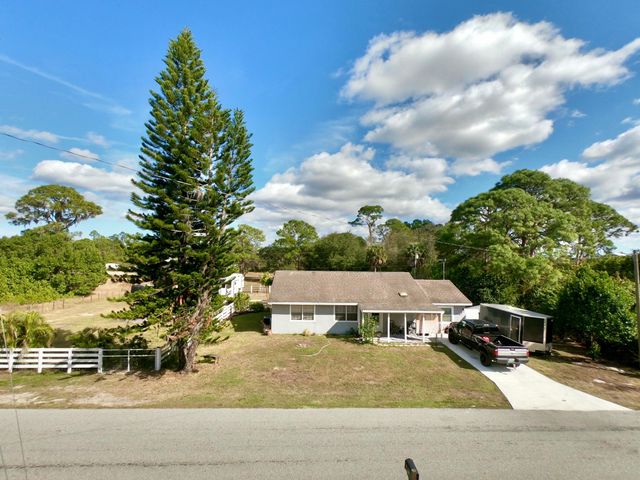 513 Serenade Terrace, Lake Placid, FL 33852