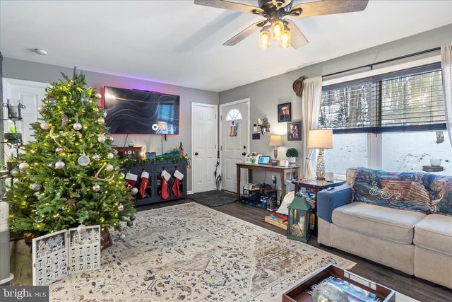 1565 FOX HOLLOW RD, Shermans Dale, PA 17090