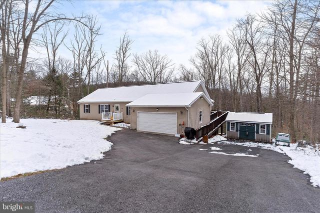 1565 FOX HOLLOW RD, Shermans Dale, PA 17090