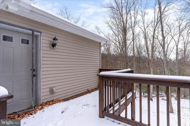 1565 FOX HOLLOW RD, Shermans Dale, PA 17090