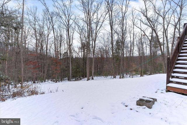 1565 FOX HOLLOW RD, Shermans Dale, PA 17090