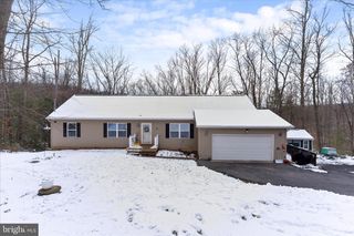 1565 FOX HOLLOW RD, Shermans Dale, PA 17090