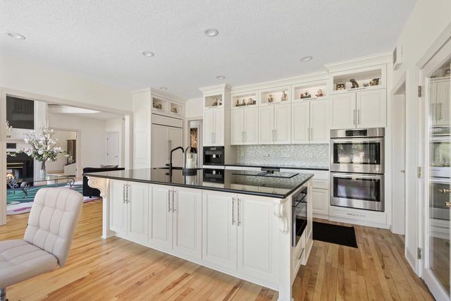 N28W30244 Red Hawk COURT, Pewaukee, WI 53072