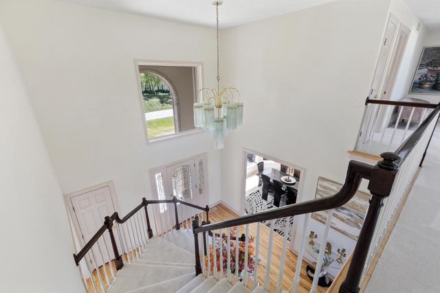 N28W30244 Red Hawk COURT, Pewaukee, WI 53072