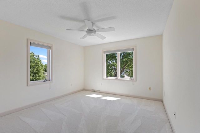 N28W30244 Red Hawk COURT, Pewaukee, WI 53072