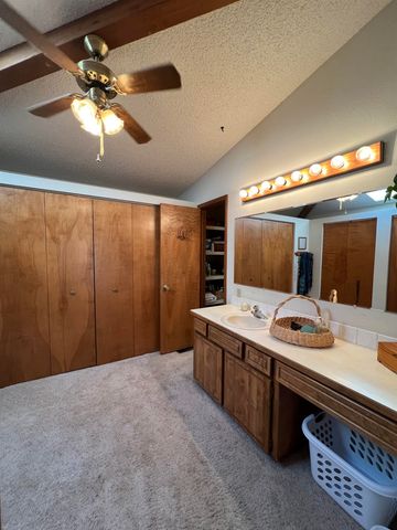 4605 W Pinto Rd, Cheney, WA 99004