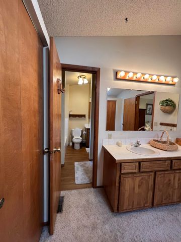 4605 W Pinto Rd, Cheney, WA 99004