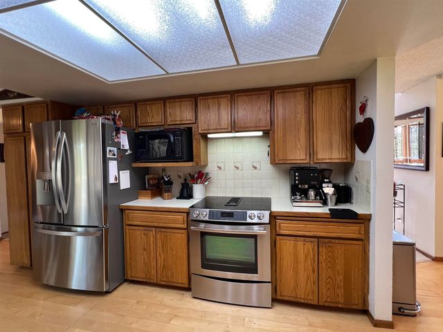 4605 W Pinto Rd, Cheney, WA 99004