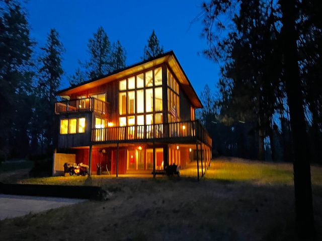 4605 W Pinto Rd, Cheney, WA 99004