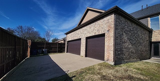 1806 Flint Ridge Drive, Allen, TX 75002