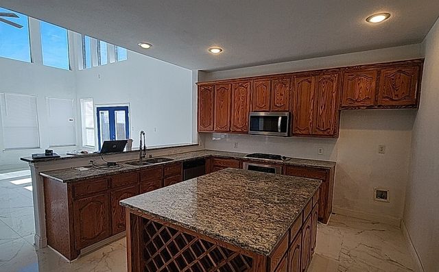 1806 Flint Ridge Drive, Allen, TX 75002