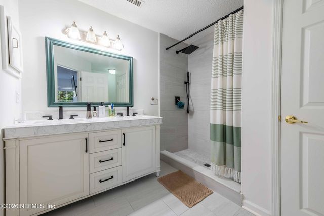 1944 TROUT RIVER Court, Fleming Island, FL 32003