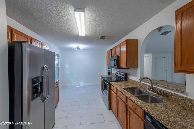 1944 TROUT RIVER Court, Fleming Island, FL 32003