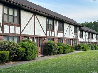 26 Bailey Court 26, Middle Island, NY 11953