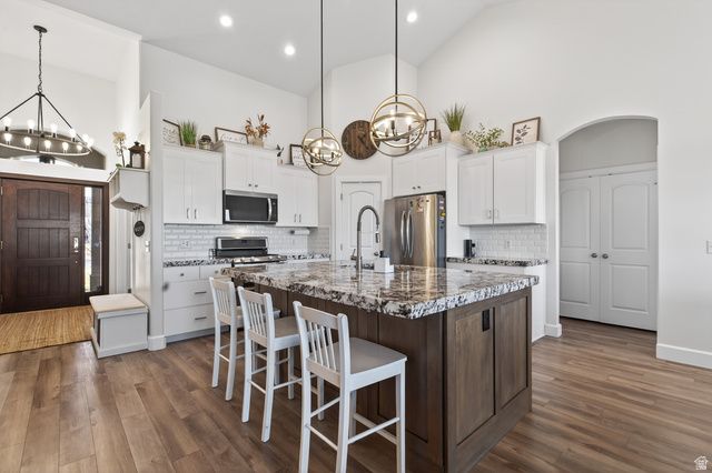 3926 S PANORAMA DR, Saratoga Springs, UT 84045