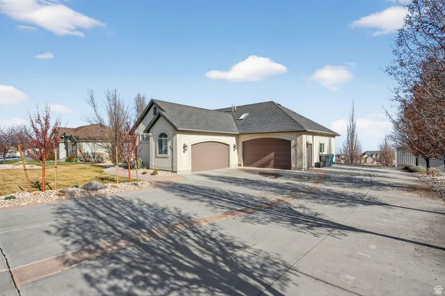 3926 S PANORAMA DR, Saratoga Springs, UT 84045
