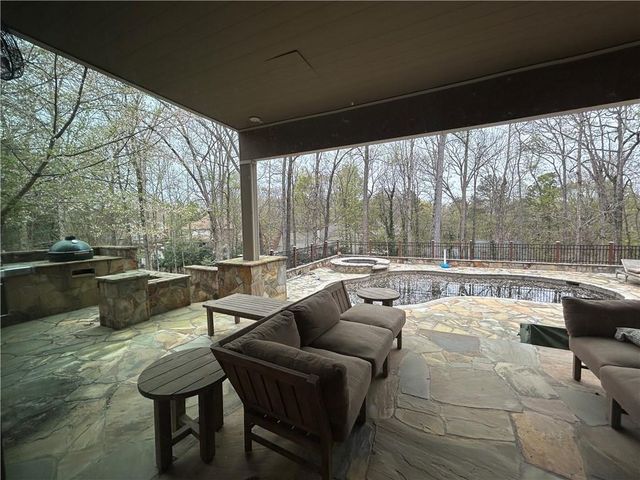 8069 Kenstone Court, Atlanta, GA 30350