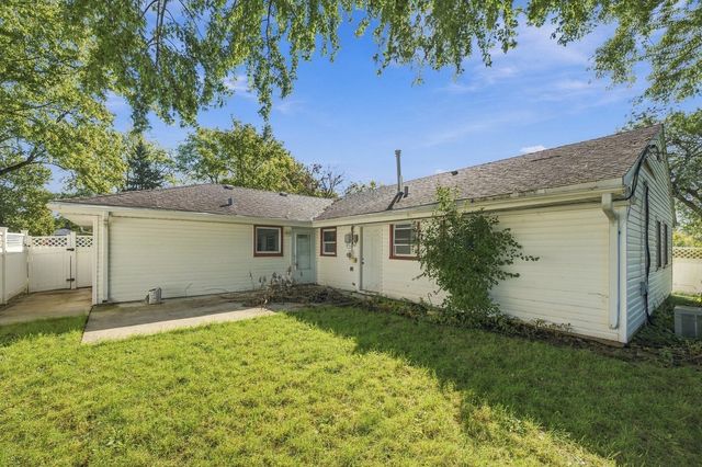 15248 Highland Avenue, Orland Park, IL 60462
