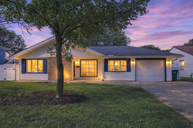 15248 Highland Avenue, Orland Park, IL 60462