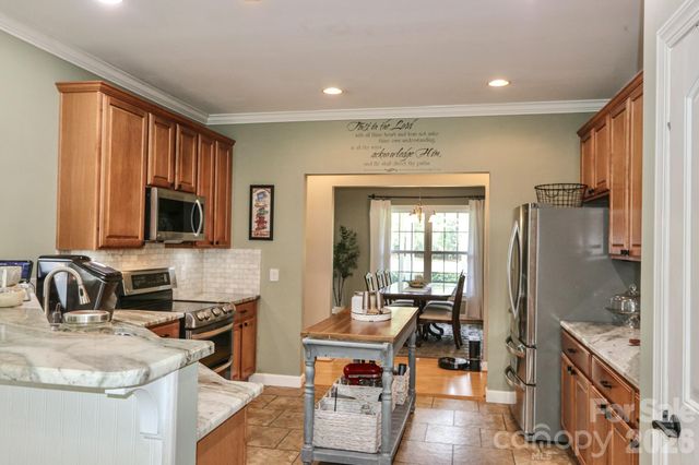 3137 Yorkshire Lane, Boonville, NC 27011