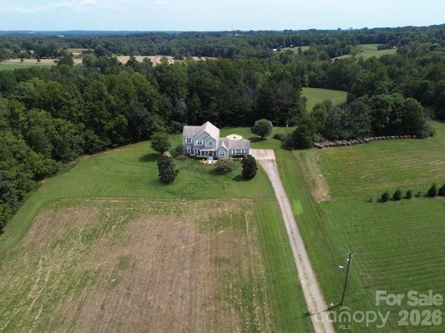 3137 Yorkshire Lane, Boonville, NC 27011