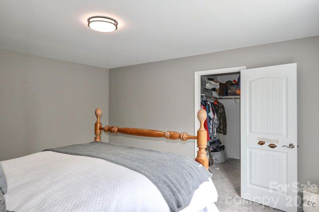 3137 Yorkshire Lane, Boonville, NC 27011